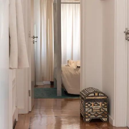Flat With A Garden In Belem Apartmán